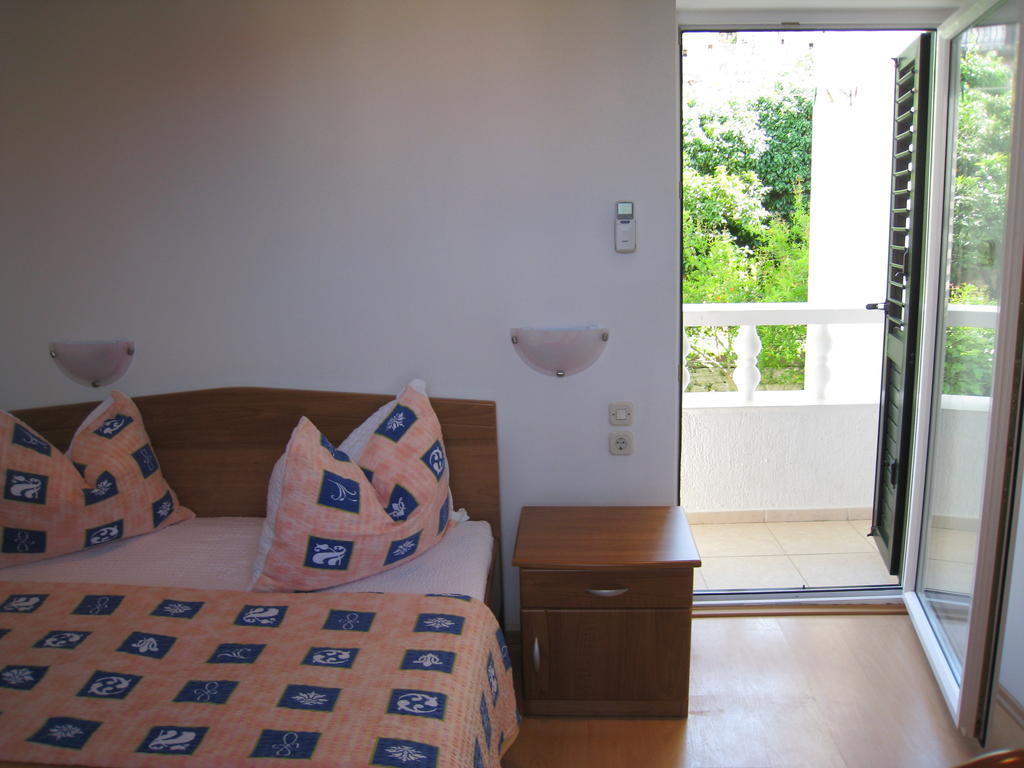 Bed & Breakfast Dionis Vis Habitación foto